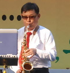 s_청암자이색소폰연주.jpg